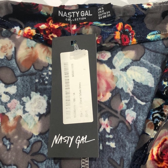 Nasty Gal floral minidress with pockets - Picture 6 of 8